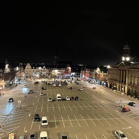 Appartement Place De Cambrai Esterno foto