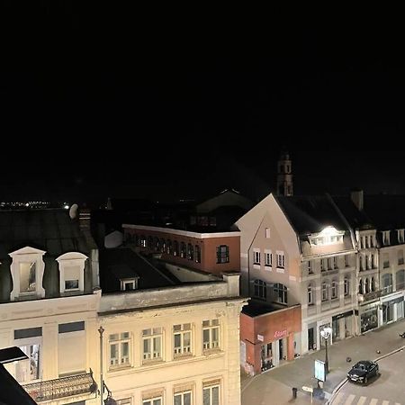 Appartement Place De Cambrai Esterno foto